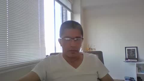 juanearth1 online show from February 2026 10:06:01 PM