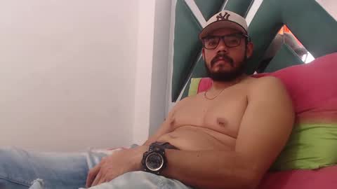 Snapshot of juanfe_style chatting on September 2025 06:09:01 PM juanfe_style online show from September 2025 06:09:01 PM