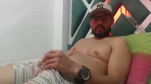 juanfe_style online show from October 2025 02:01:01 PM