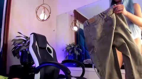 juanftmaria2 online show from January 2026 05:00:02 AM