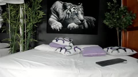 JUANITA online show from December 2024 11:03:01 PM