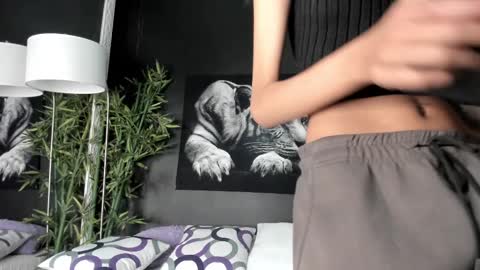 JUANITA online show from December 2024 06:57:02 PM