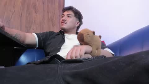 JUAN  online show from February 2026 05:35:01 AM