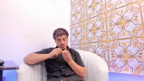 JUAN  online show from February 2026 06:43:02 AM