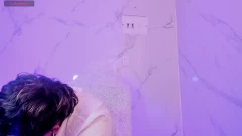 JUAN  online show from April 2026 05:07:01 AM