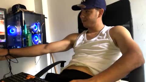 Snapshot of juannvalencia11 chatting on May 2026 04:36:01 PM juannvalencia11 online show from May 2026 04:36:01 PM