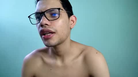 Snapshot of juansuarez204 chatting on December 2024 09:42:02 PM juansuarez204 online show from December 2024 09:42:02 PM