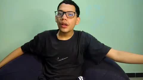 Snapshot of juansuarez204 chatting on January 2025 01:42:02 AM juansuarez204 online show from January 2025 01:42:02 AM
