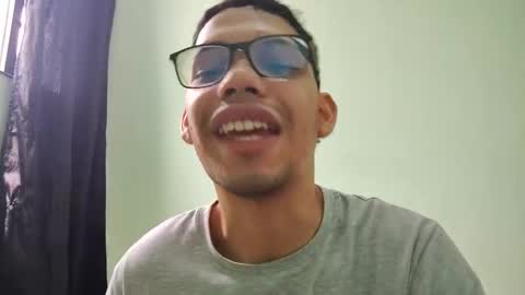 Snapshot of juansuarez204 chatting on February 2025 05:36:01 PM juansuarez204 online show from February 2025 05:36:01 PM
