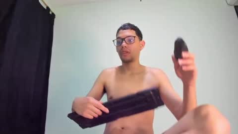 Snapshot of juansuarez204 chatting on February 2025 11:03:02 PM juansuarez204 online show from February 2025 11:03:02 PM