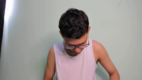 Snapshot of juansuarez204 chatting on February 2025 04:40:02 PM juansuarez204 online show from February 2025 04:40:02 PM