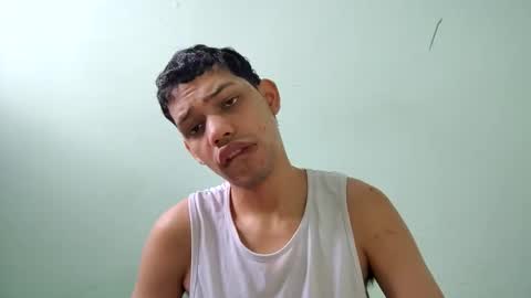 Snapshot of juansuarez204 chatting on February 2025 07:07:01 PM juansuarez204 online show from February 2025 07:07:01 PM