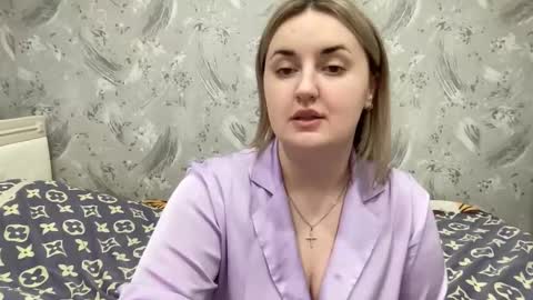 JudeValenti online show from November 2025 05:24:02 PM