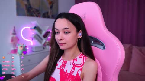 Angelina online show from October 2025 11:09:01 AM