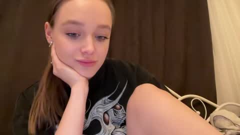 alexa online show from April 2026 09:48:02 PM