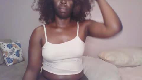 juicyass online show from September 2025 02:41:01 PM
