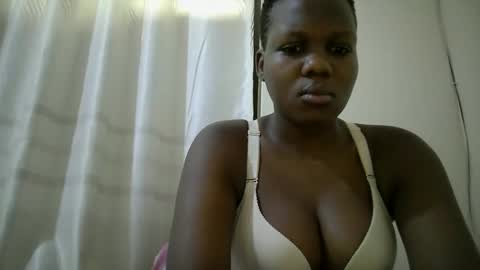 juicy_bella2 online show from October 2025 07:51:02 AM