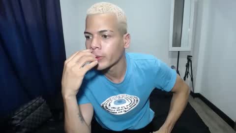 Miguel online show from October 2025 09:31:02 PM