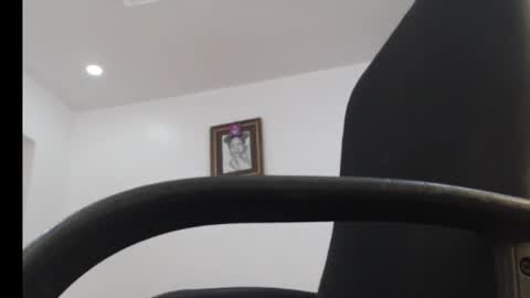 Snapshot of juicy_gold22 chatting on December 2025 12:23:02 PM Mariagold online show from December 2025 12:23:02 PM