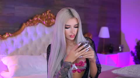 Jessye online show from September 2025 07:48:01 PM