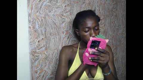 queen online show from February 2025 05:29:02 AM