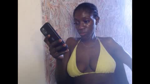 queen online show from February 2025 02:19:02 PM