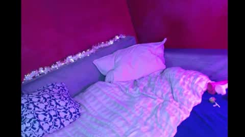 juicycandycam online show from October 2025 07:13:01 PM