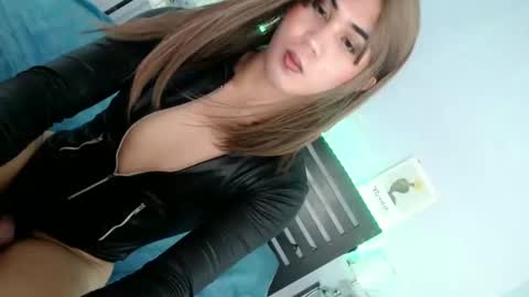 Snapshot of juicycock69_julia chatting on February 2025 07:07:01 AM juicycock69_julia online show from February 2025 07:07:01 AM