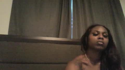 JuicyExotic online show from November 2025 02:32:01 PM