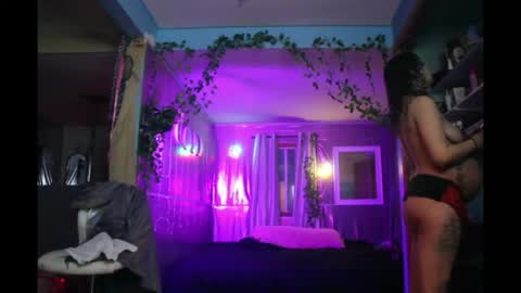 Snapshot of juicyjayxxx69 chatting on April 2026 03:43:01 AM juicyjayxxx69 online show from April 2026 03:43:01 AM