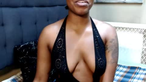 Snapshot of juicyjewelxxx chatting on May 2026 07:24:01 AM juicyjewelxxx online show from May 2026 07:24:01 AM
