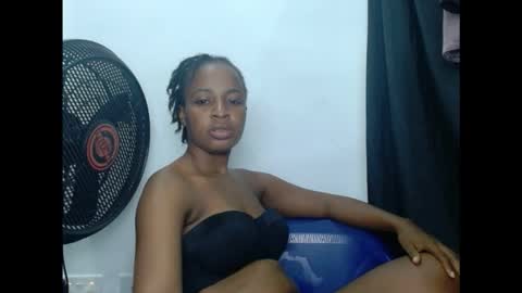 juicykinkx online show from October 2025 08:10:01 PM