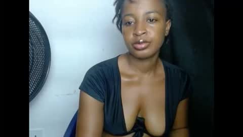 juicykinkx online show from November 2025 09:42:02 AM
