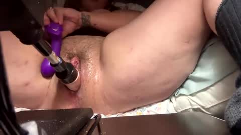 juicymamas online show from December 2024 09:34:02 AM