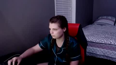 Snapshot of juicymomma1223 chatting on January 2025 03:14:01 AM juicymomma1223 online show from January 2025 03:14:01 AM