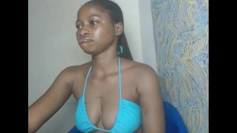 juicypiexx online show from January 2025 03:54:02 AM