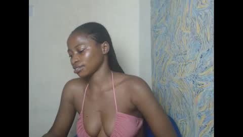 juicypiexx online show from January 2025 11:45:01 PM