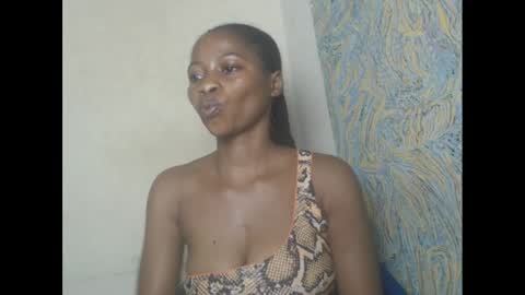 juicypiexx online show from January 2025 09:48:02 PM