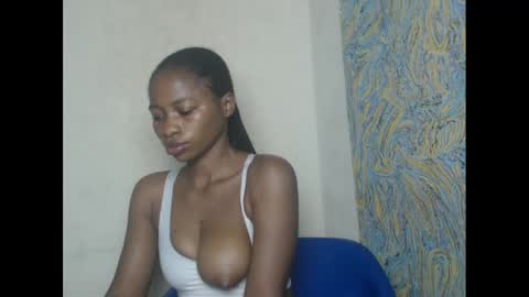 juicypiexx online show from February 2025 07:10:02 PM