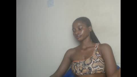 juicypiexx online show from February 2025 08:34:01 PM