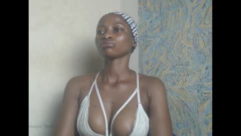 juicypiexx online show from March 2025 02:52:01 AM