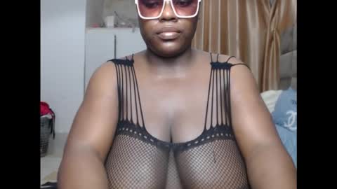 Snapshot of juicyxxxboobs chatting on January 2026 02:46:02 AM juicyxxxboobs online show from January 2026 02:46:02 AM