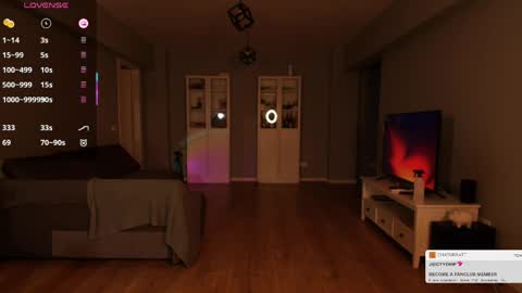 Juicy online show from April 2026 05:23:01 PM