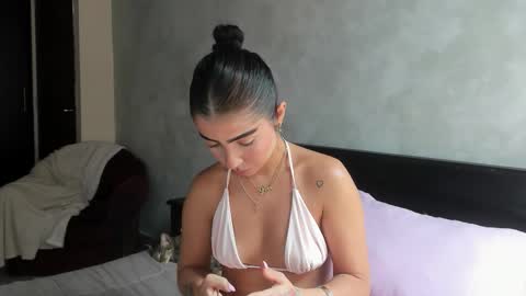 Andry but call me yulieth online show from November 2025 04:19:01 PM