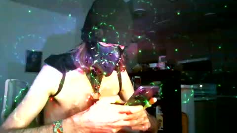 Juk3B0x77 online show from November 2025 05:07:01 AM