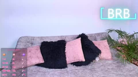 Jules and Gia online show from March 2026 04:32:01 PM