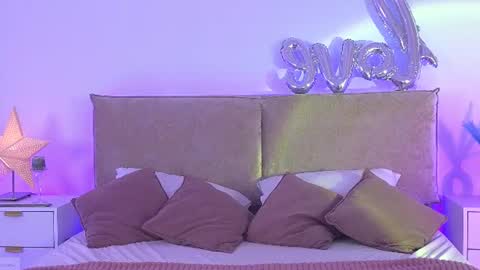 Jules Nightt online show from July 2026 09:40:02 PM