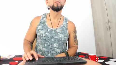 juleslake2 online show from December 2025 11:47:01 AM