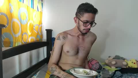 Julfigo online show from February 2026 06:02:02 PM