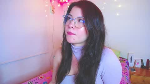 Snapshot of juli05star chatting on January 2025 01:38:02 AM Juliana online show from January 2025 01:38:02 AM